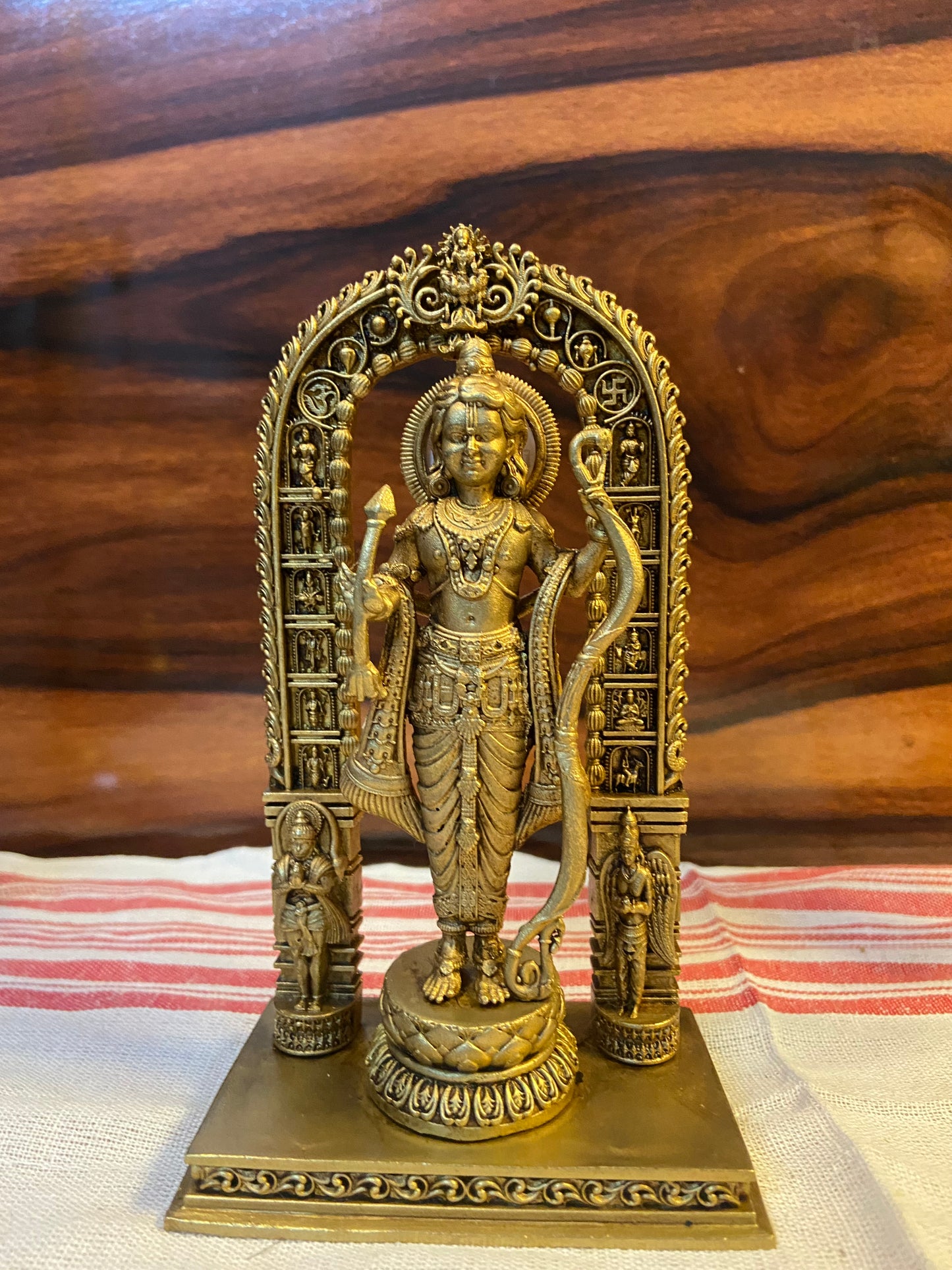 Handcrafted Brass Shri Ram Figure with Arch | Traditional Indian Craftsmanship